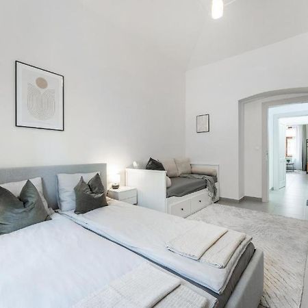 Nice Apartman In New Town Prague Apartment Bagian luar foto